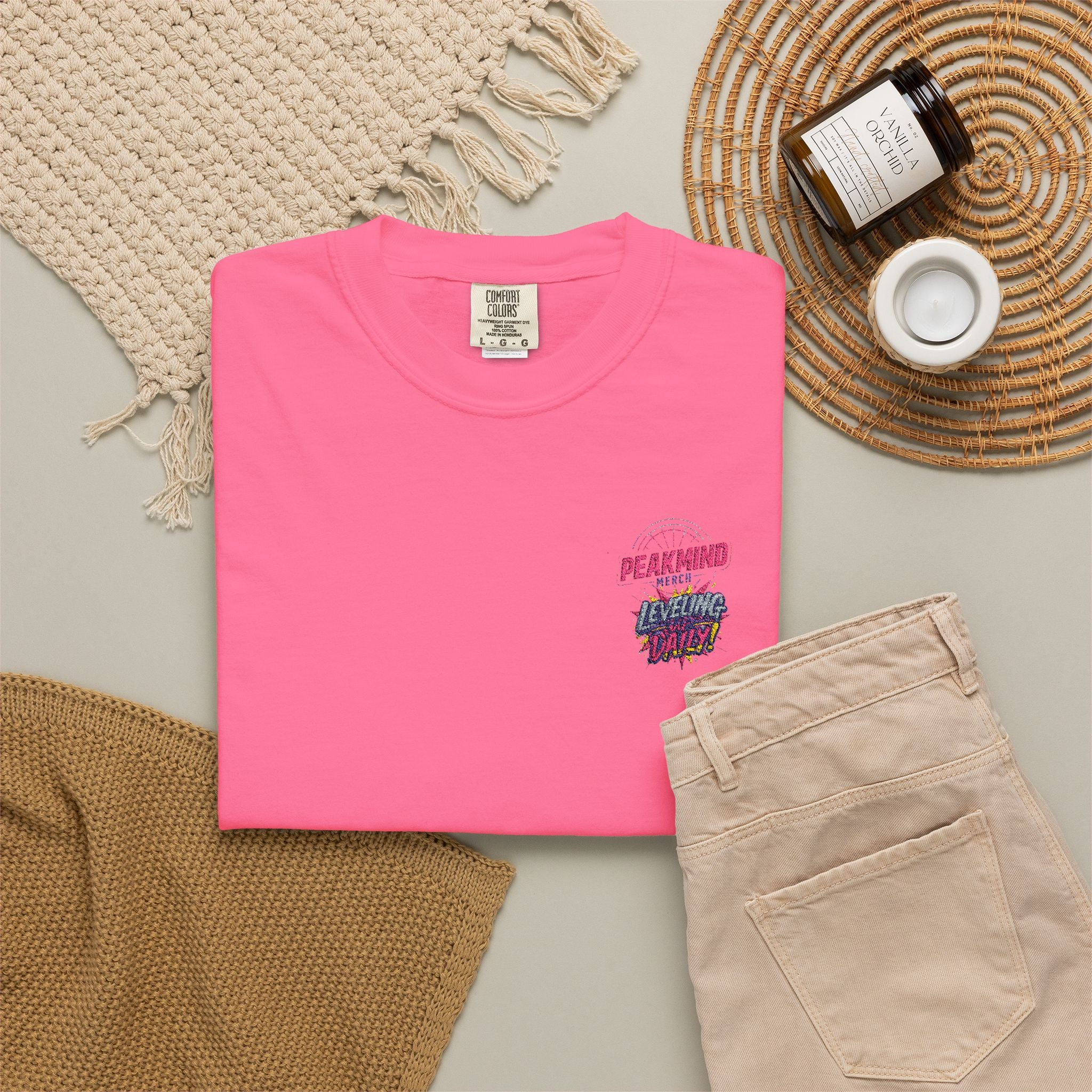 T-Shirt — 'Be Kind' Floral Pocket Graphic Tee