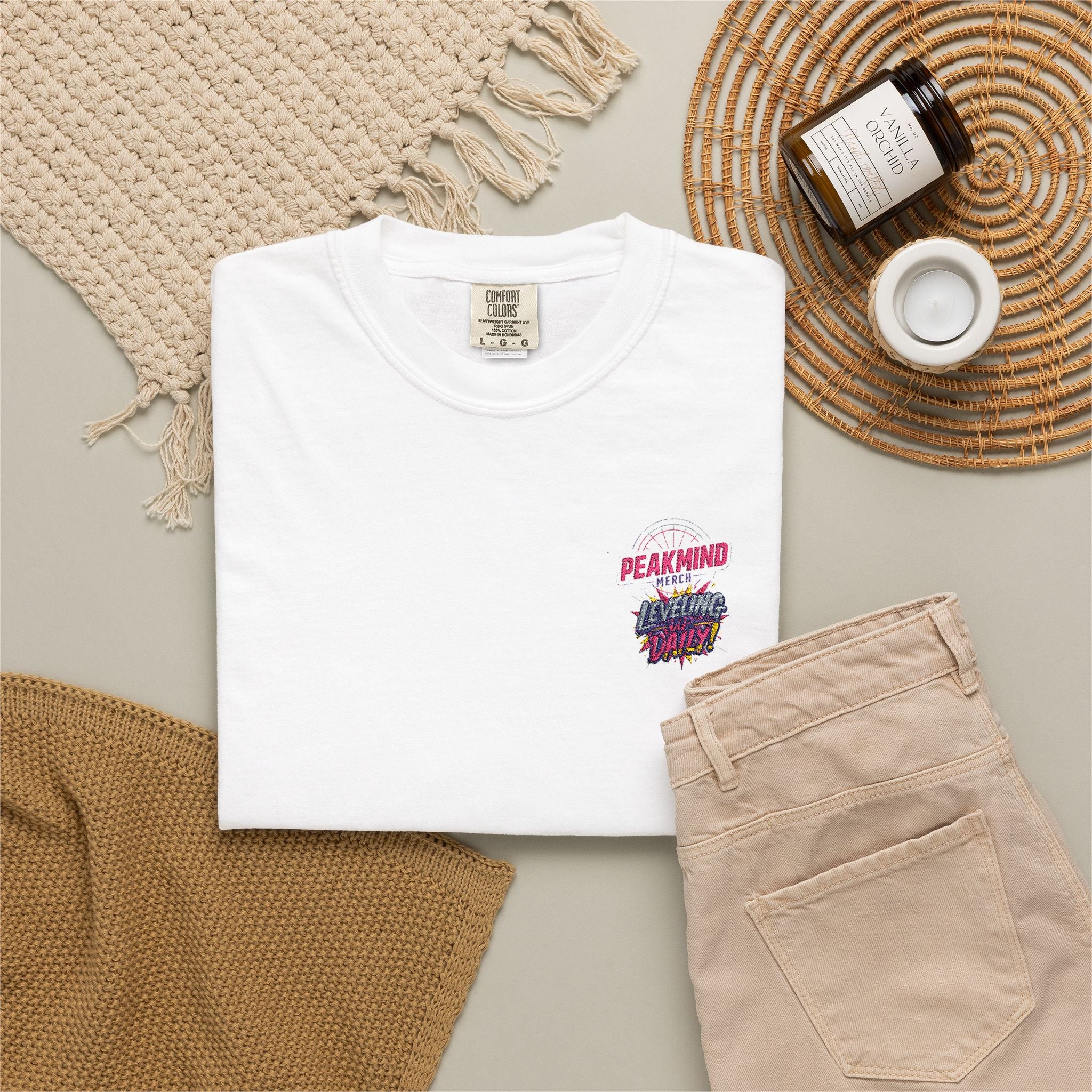 T-Shirt — 'Be Kind' Floral Pocket Graphic Tee